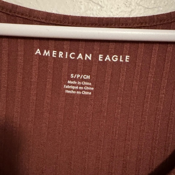 AMERICAN EAGLE OUTFITTERS brown ribbed crop with buttons small - Picture 5 of 5